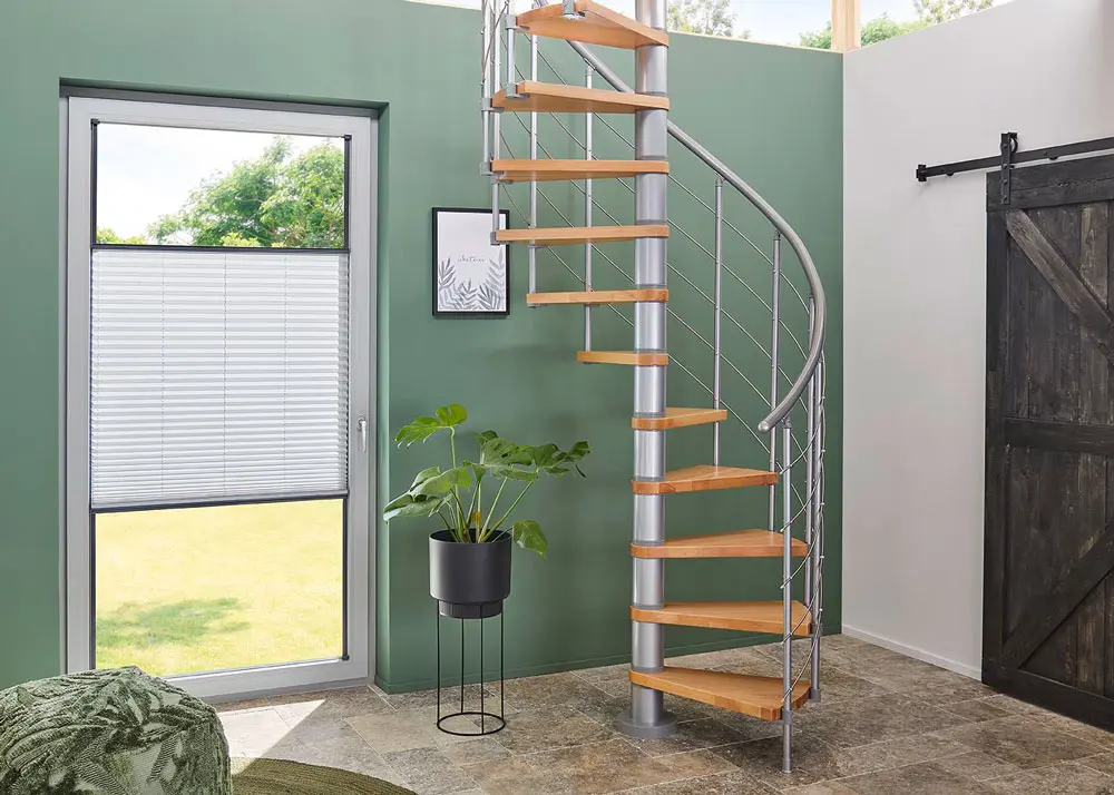 plissee-fur-bodentiefe-fenster-crush-optik-utrecht-weiss-lichtblick