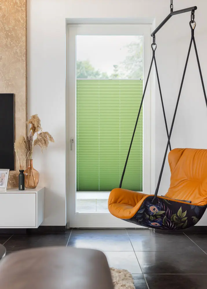 plissee-fuer-balkontueren-sundsvall-gruen-lichtblick