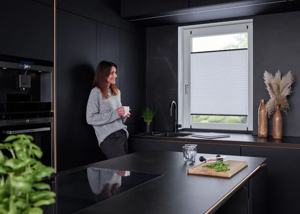 plissee-ohne-bohren-klemmen-weiss